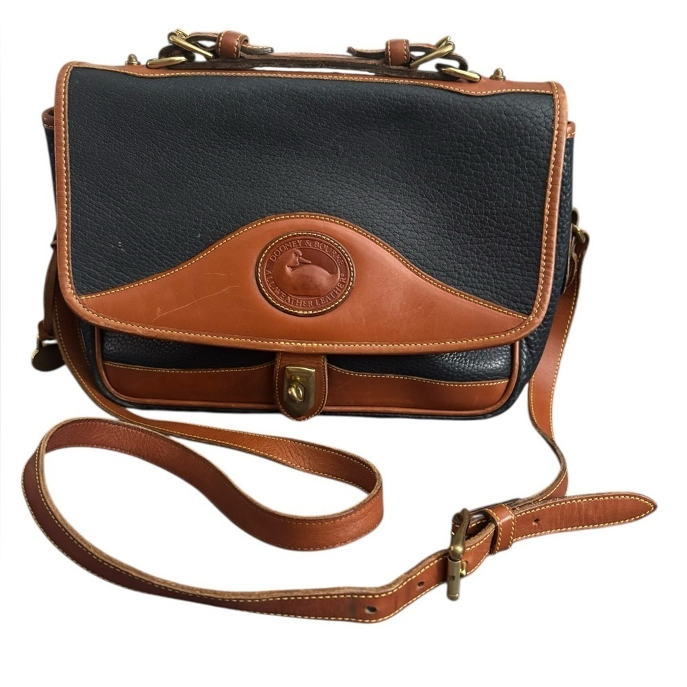 Vintage All Weather Pebbled Leather Dooney & Bourke Deep Navy/Tan Crossbody Bag